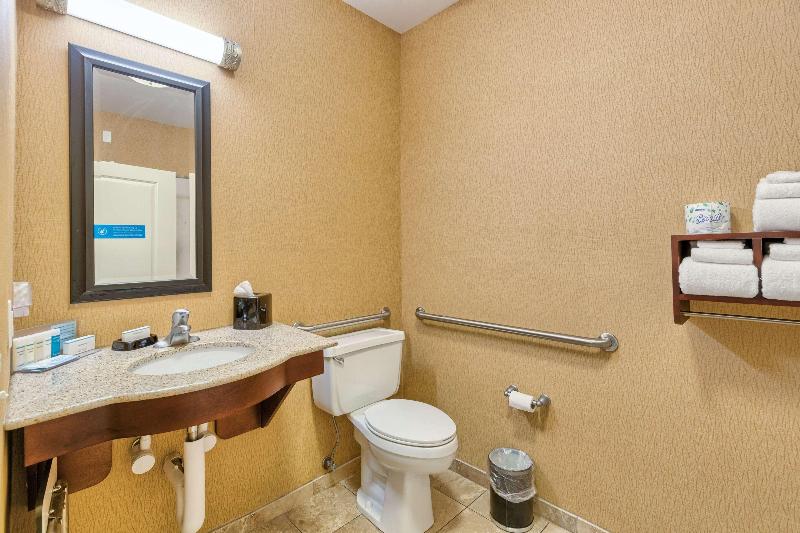 Hampton Inn Owensboro South image