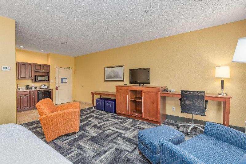 Hampton Inn Owensboro South image