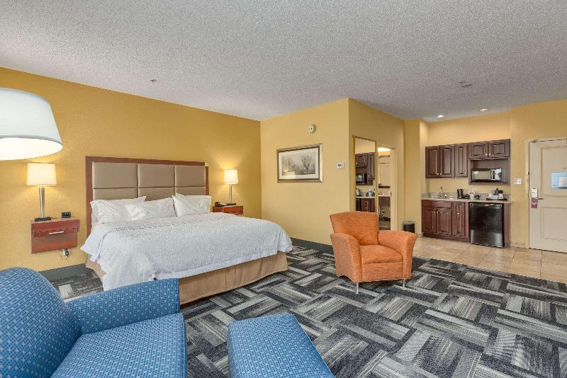 Hampton Inn Owensboro South image