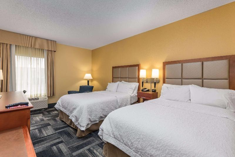 Hampton Inn Owensboro South image