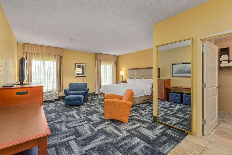 Hampton Inn Owensboro South image