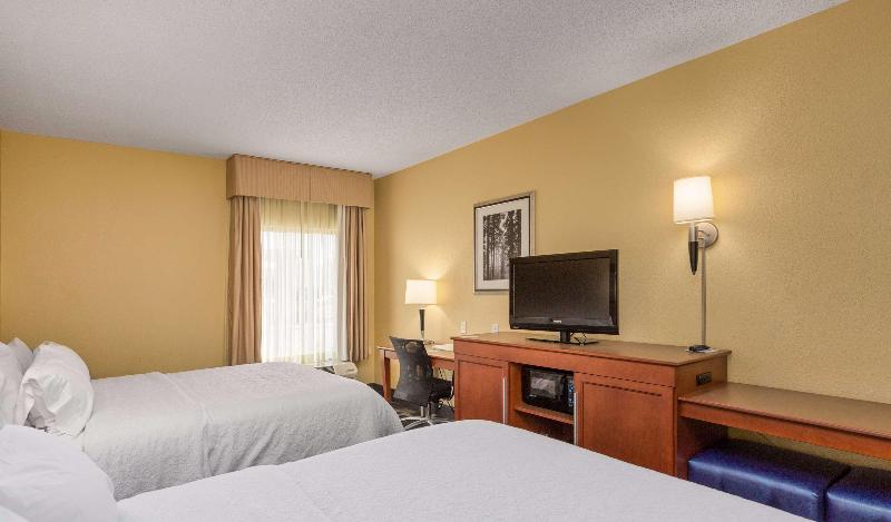 Hampton Inn Owensboro South image