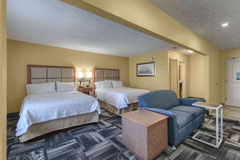 Hampton Inn Owensboro South image
