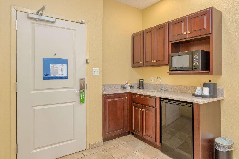 Hampton Inn Owensboro South image