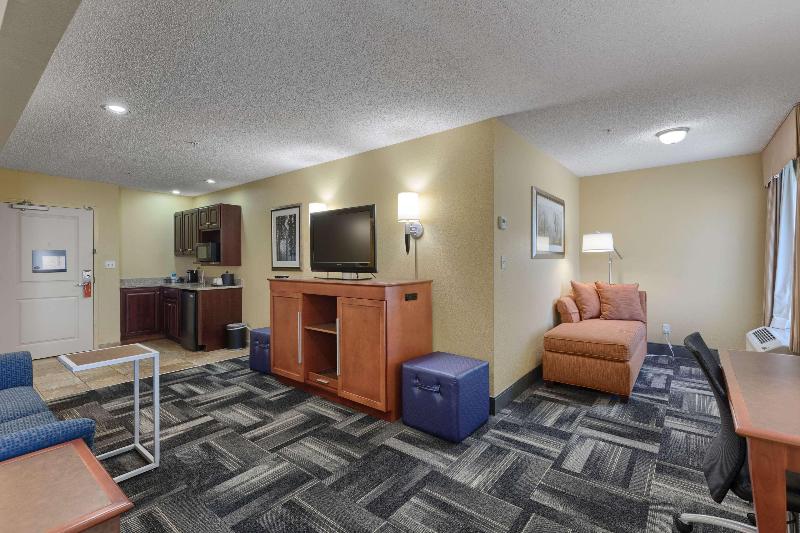 Hampton Inn Owensboro South image