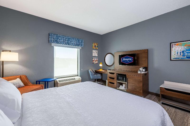Hampton Inn & Suites Hopkinsville image
