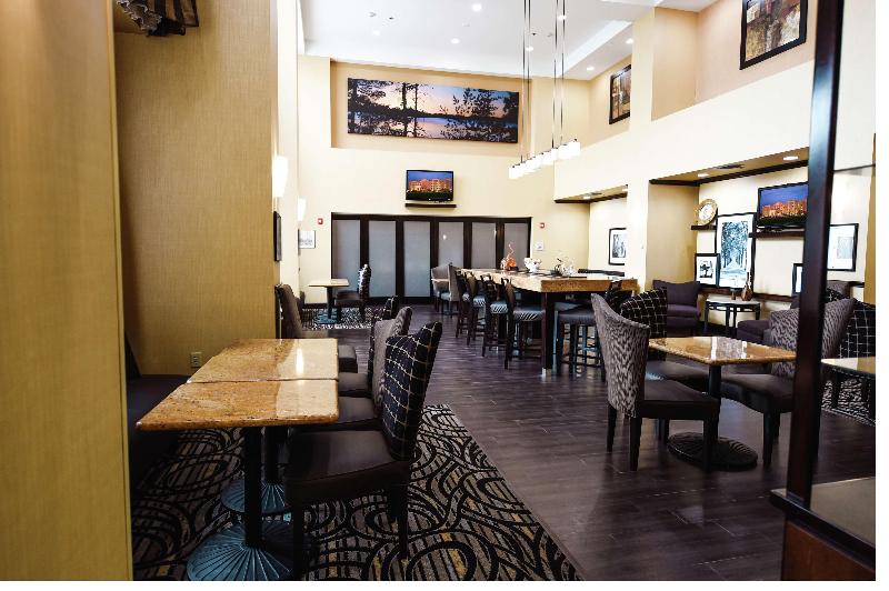 Hampton Inn & Suites Pine Bluff image