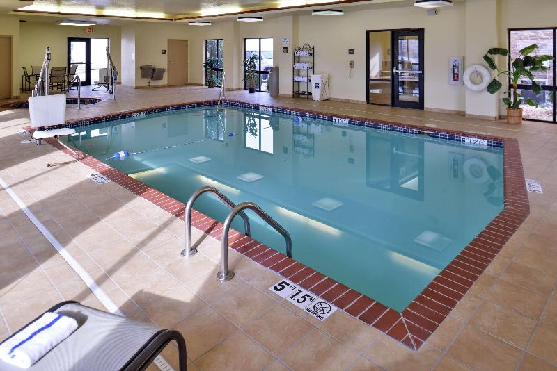 Hampton Inn Harrison image