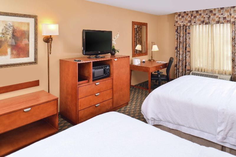 Hampton Inn Harrison image