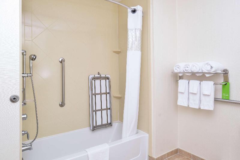 Hampton Inn Harrison image