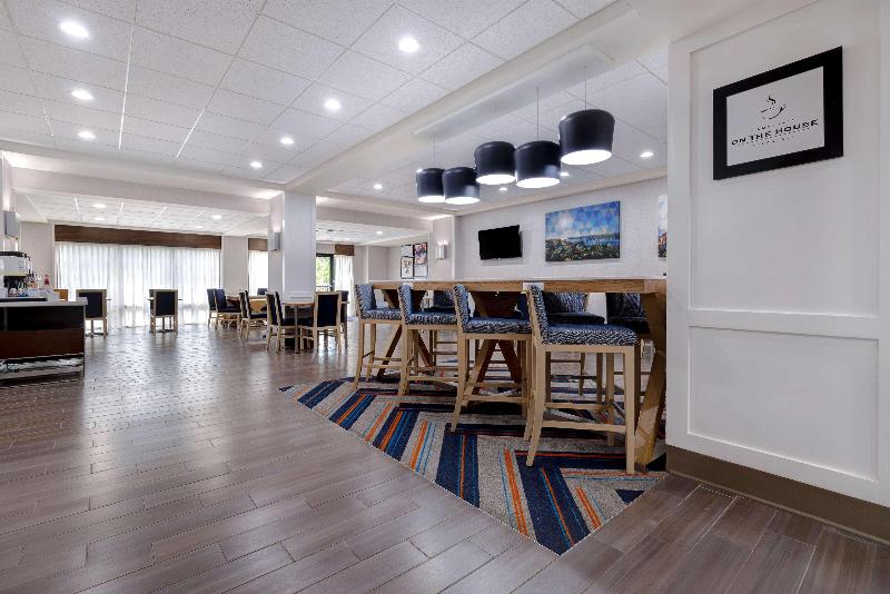 Hampton Inn Natchitoches image