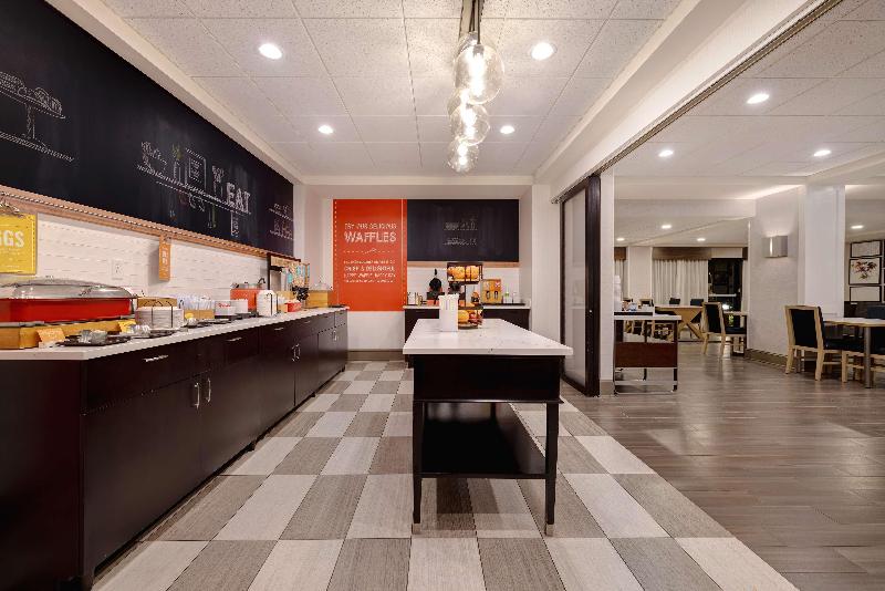 Hampton Inn Natchitoches image