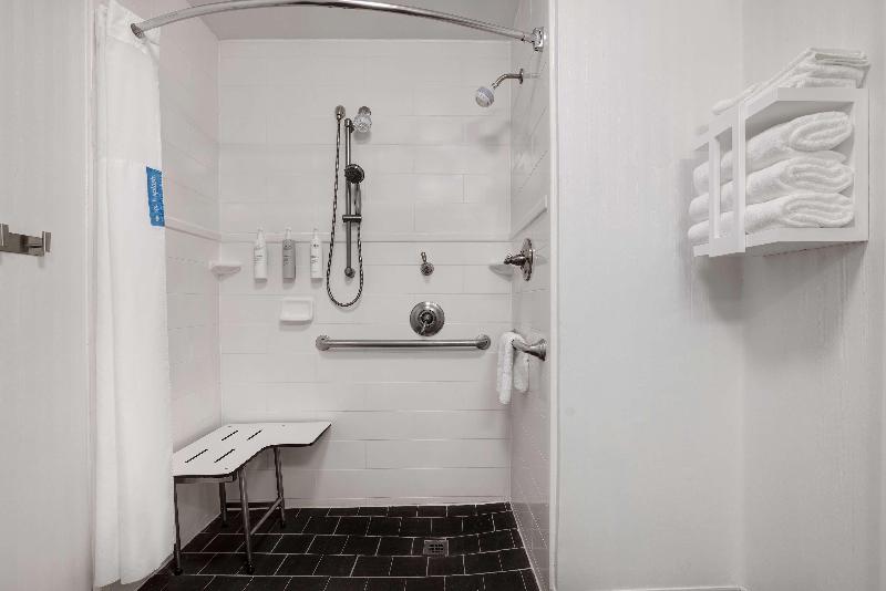 Hampton Inn Natchitoches image