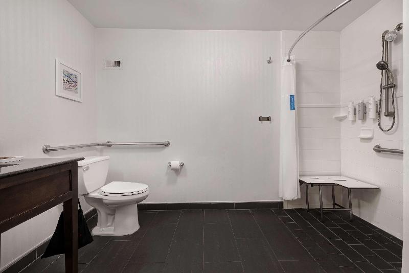 Hampton Inn Natchitoches image