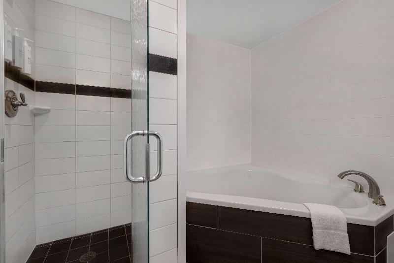 Hampton Inn Natchitoches image