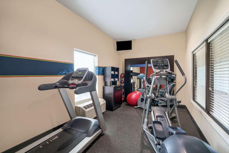 Hampton Inn Corydon image