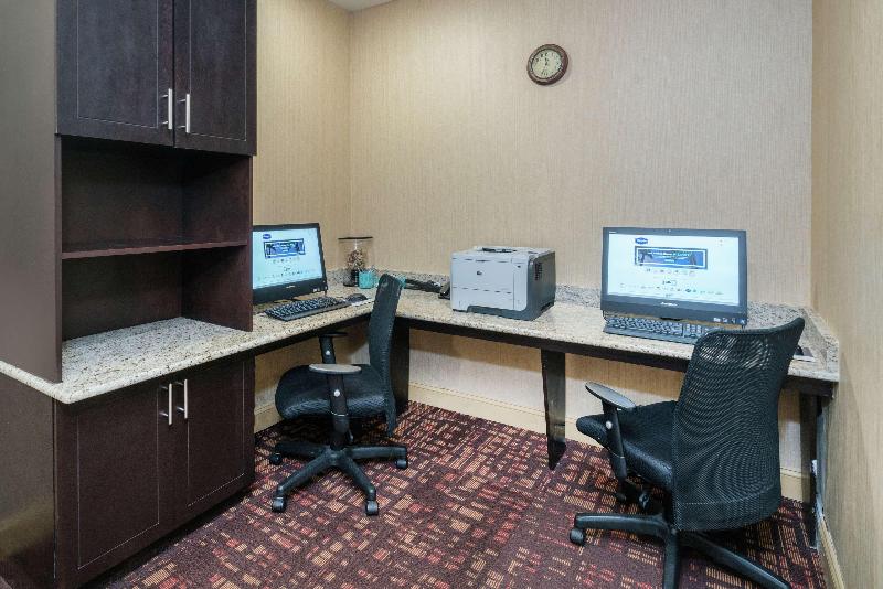 Hampton Inn Corydon image