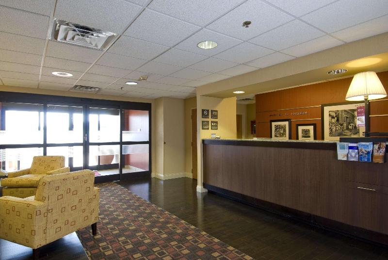 Hampton Inn Corydon image