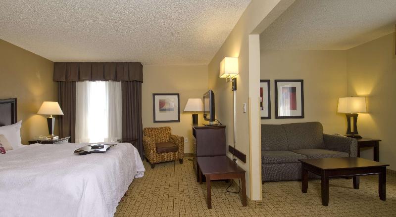 Hampton Inn Corydon image
