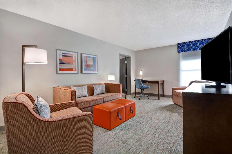 Hampton Inn Greenwood image