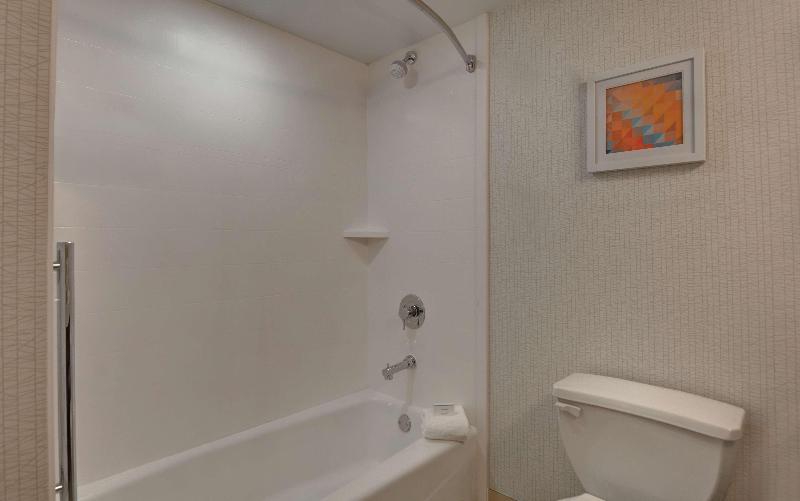 Hampton Inn Greenwood image