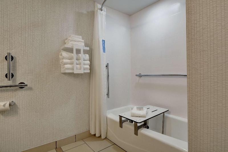 Hampton Inn Greenwood image
