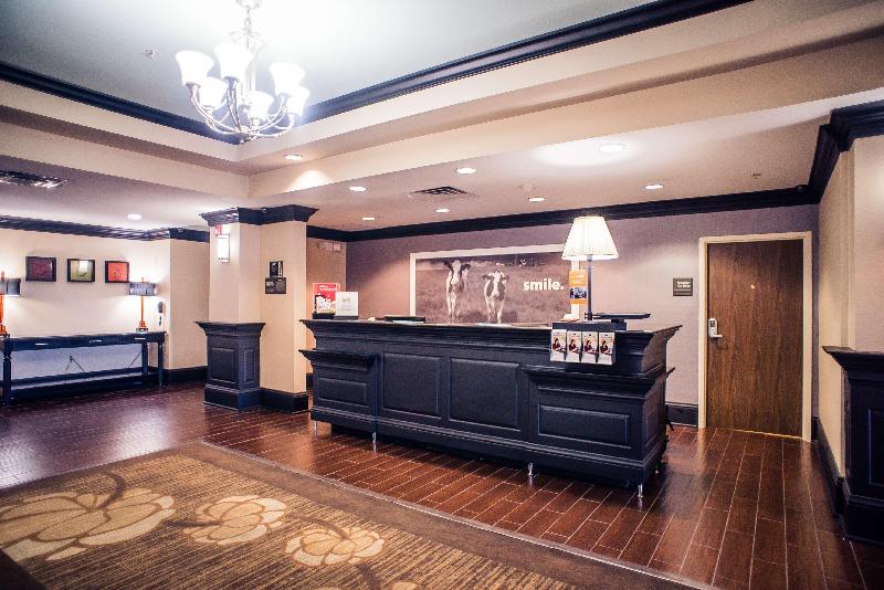 Hampton Inn Monticello image
