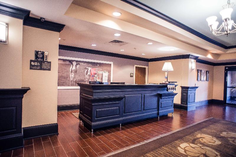 Hampton Inn Monticello image