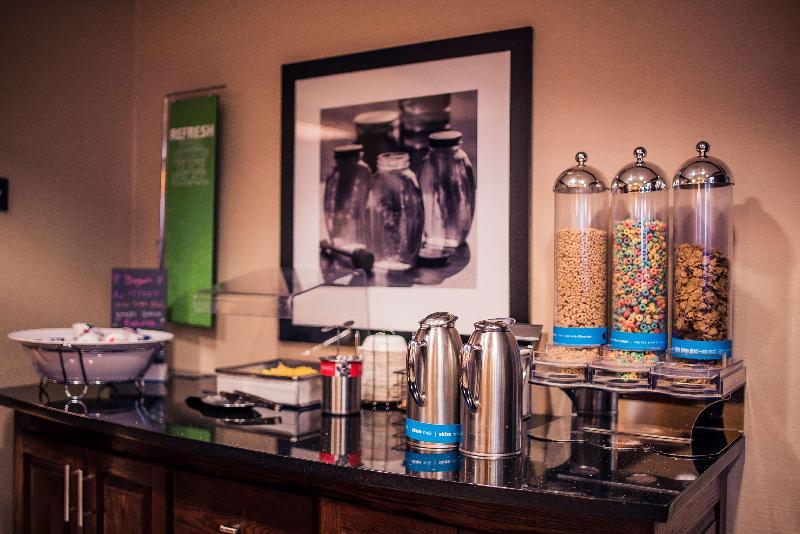 Hampton Inn Monticello image