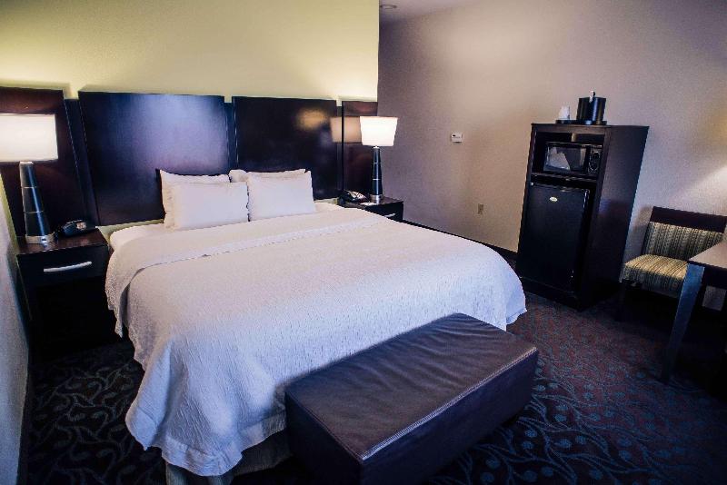 Hampton Inn Monticello image