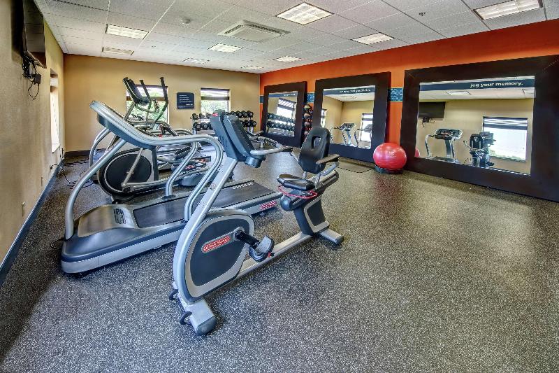 Hampton Inn Blytheville image