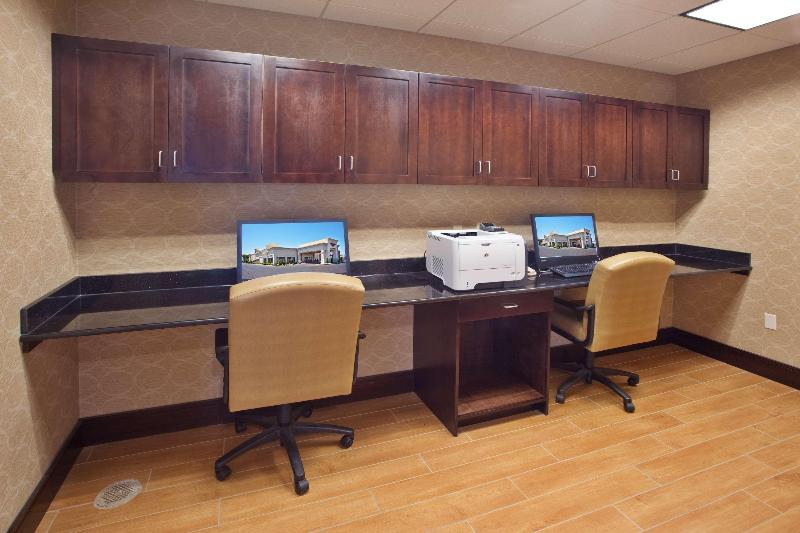 Hampton Inn Blytheville image
