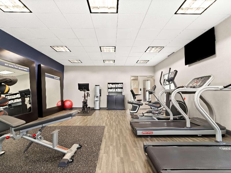 Hampton Inn Blytheville image