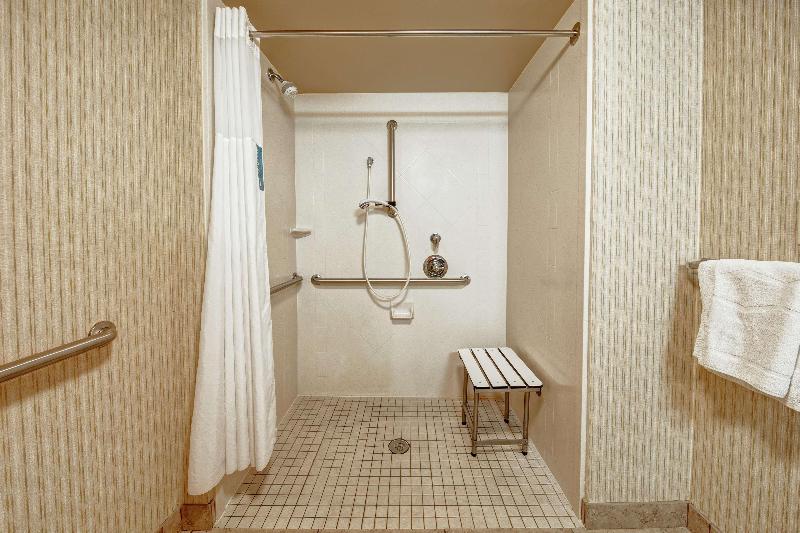 Hampton Inn Blytheville image