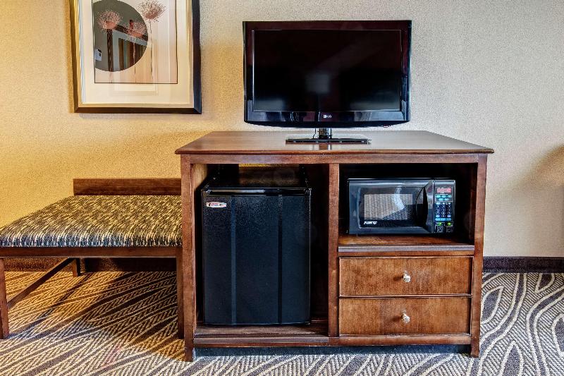 Hampton Inn Blytheville image