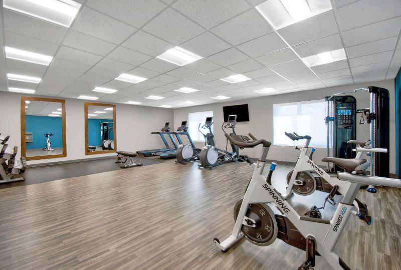 Hampton Inn Abingdon image