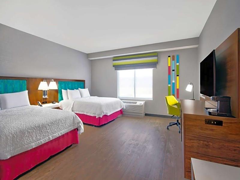 Hampton Inn Abingdon image