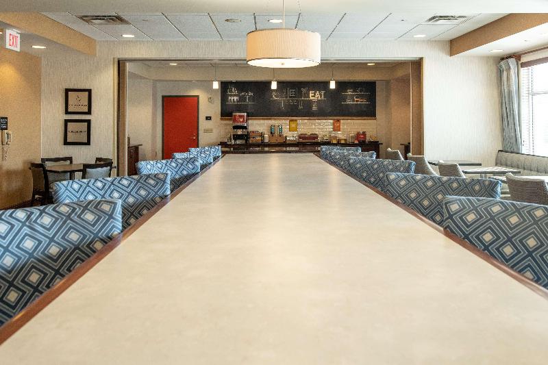 Hampton Inn Presque Isle image