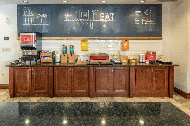 Hampton Inn Presque Isle image