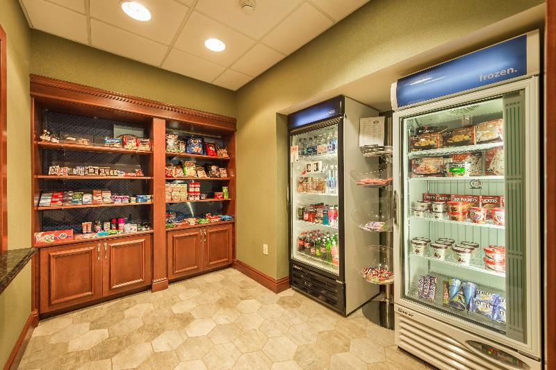 Hampton Inn Presque Isle image
