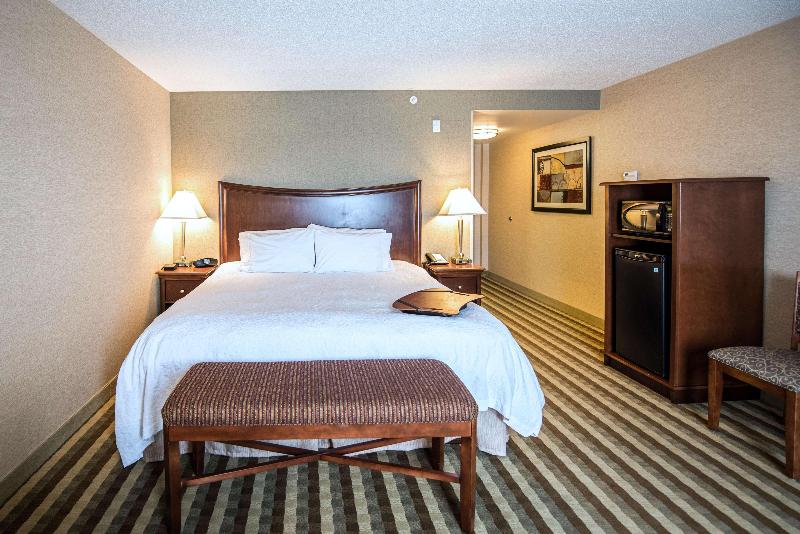 Hampton Inn Presque Isle image