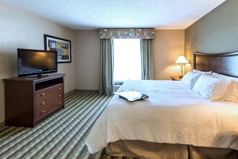 Hampton Inn Presque Isle image