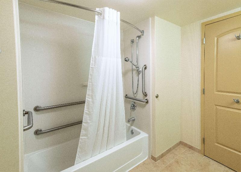 Hampton Inn Presque Isle image