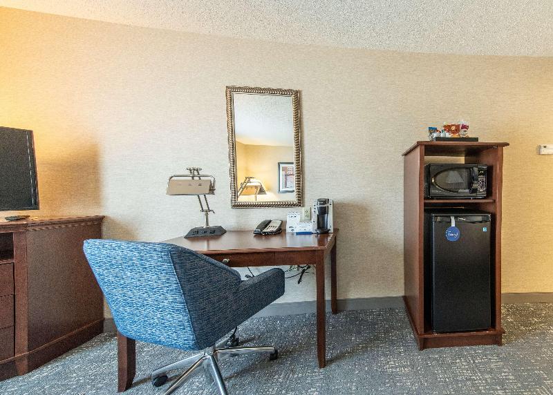 Hampton Inn Presque Isle image