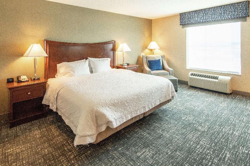 Hampton Inn Presque Isle image