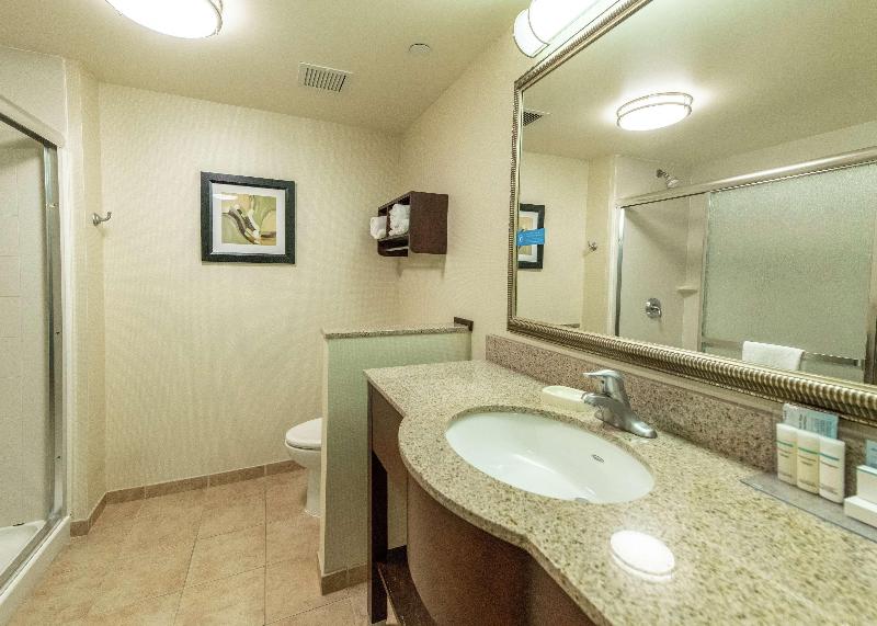 Hampton Inn Presque Isle image