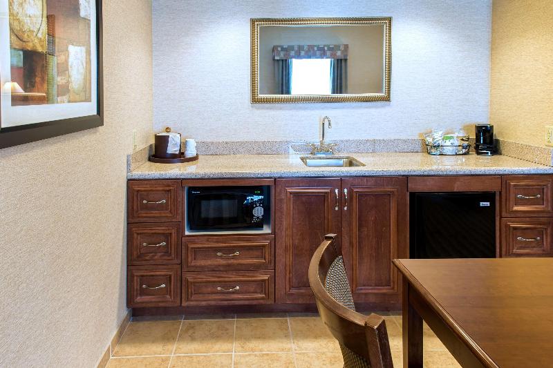Hampton Inn Presque Isle image