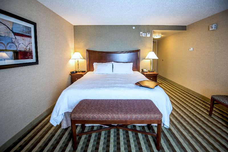 Hampton Inn Presque Isle image