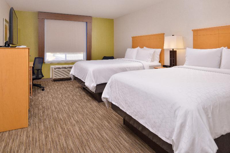 Holiday Inn Express Stockton Southeast image
