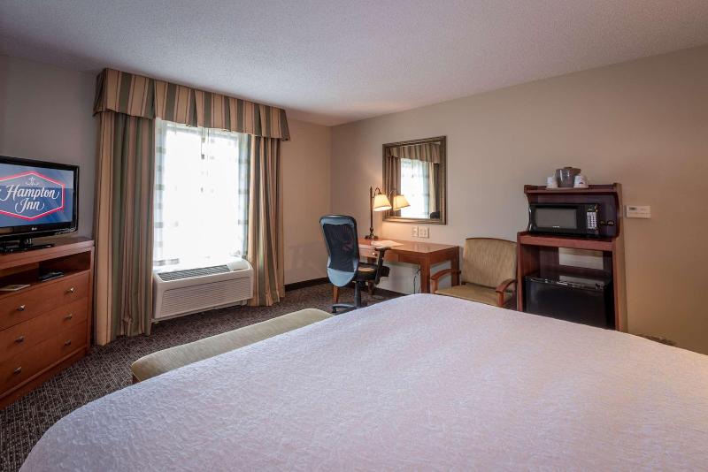 Hampton Inn Enterprise image